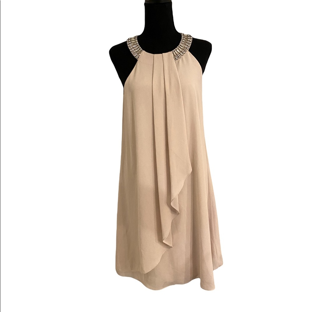 Jessica Howard Cream Formal Dress Size 6